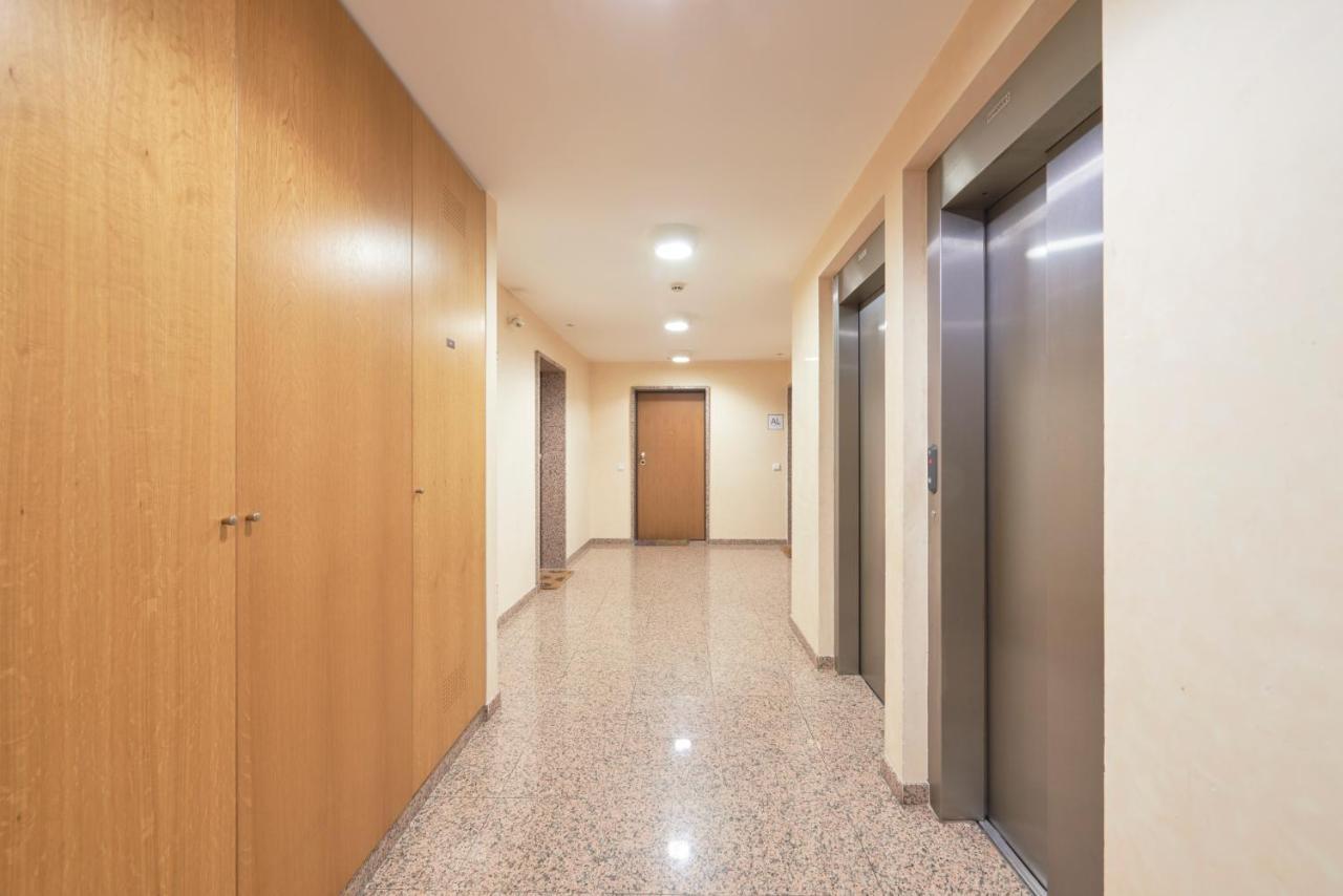Apartment With Private Terrace & Car Garage Lisboa Exterior foto